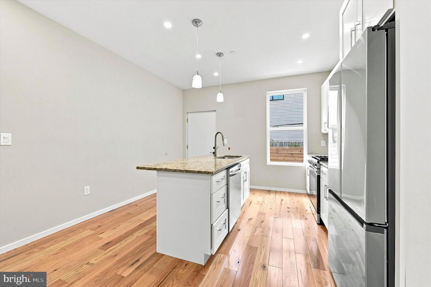 1713 W Seybert St Property Photo 20