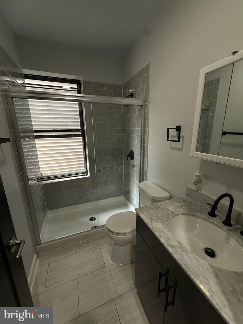 713 N 16th St #1 Property Photo 7