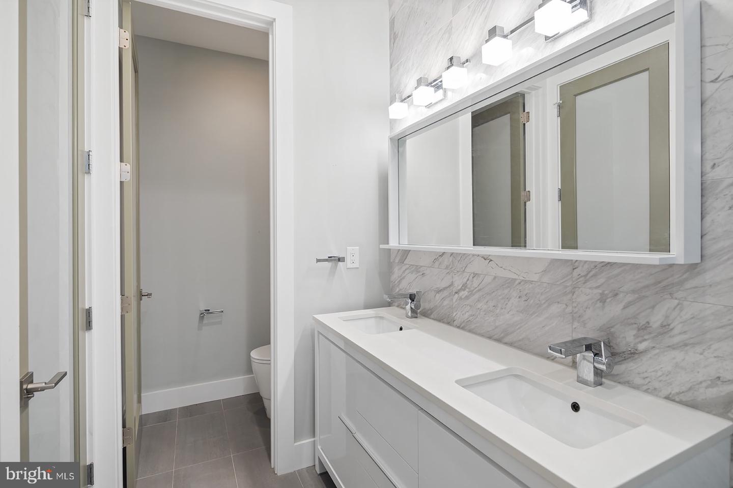 1332 Kater St Property Photo 24