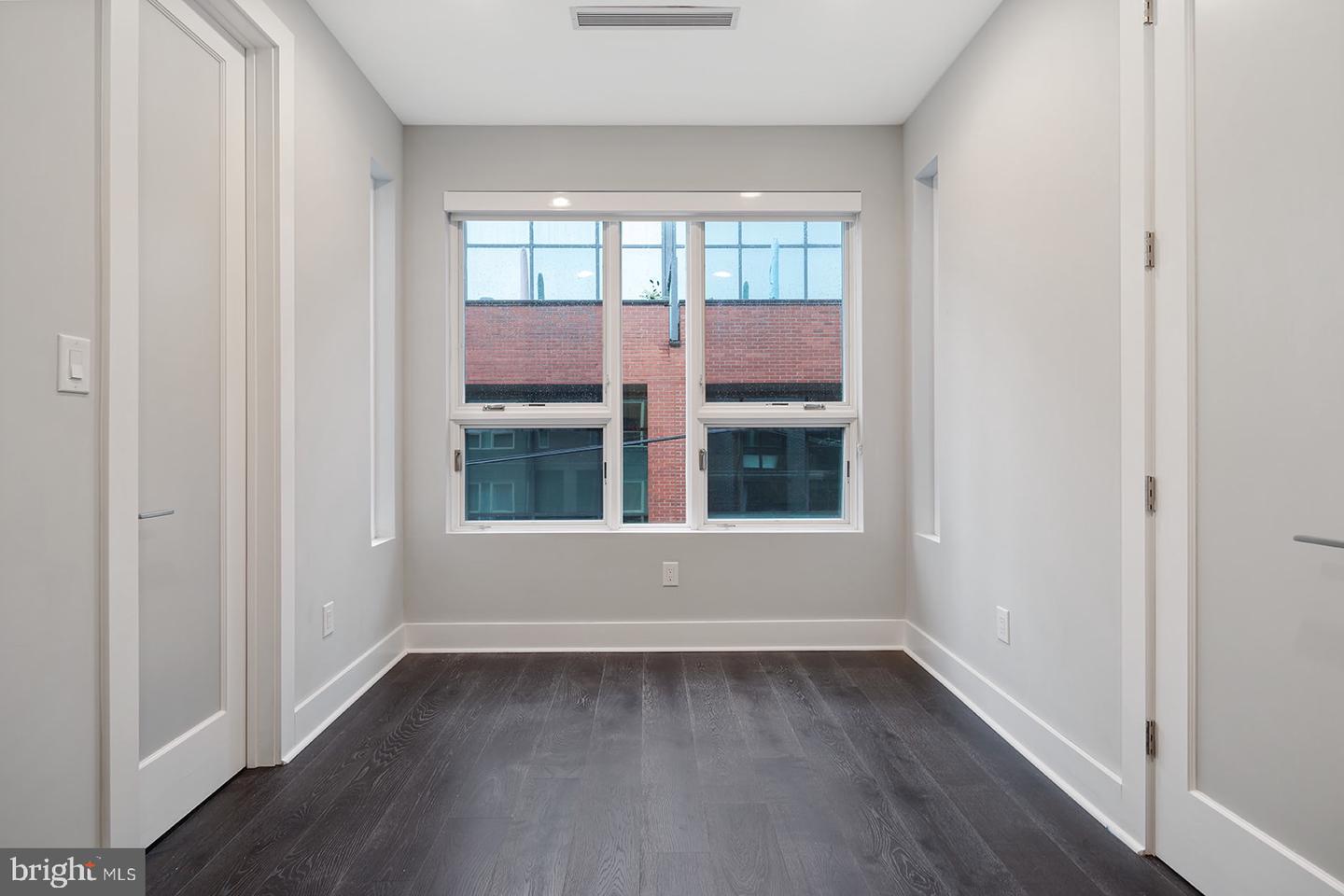 1332 Kater St Property Photo 26