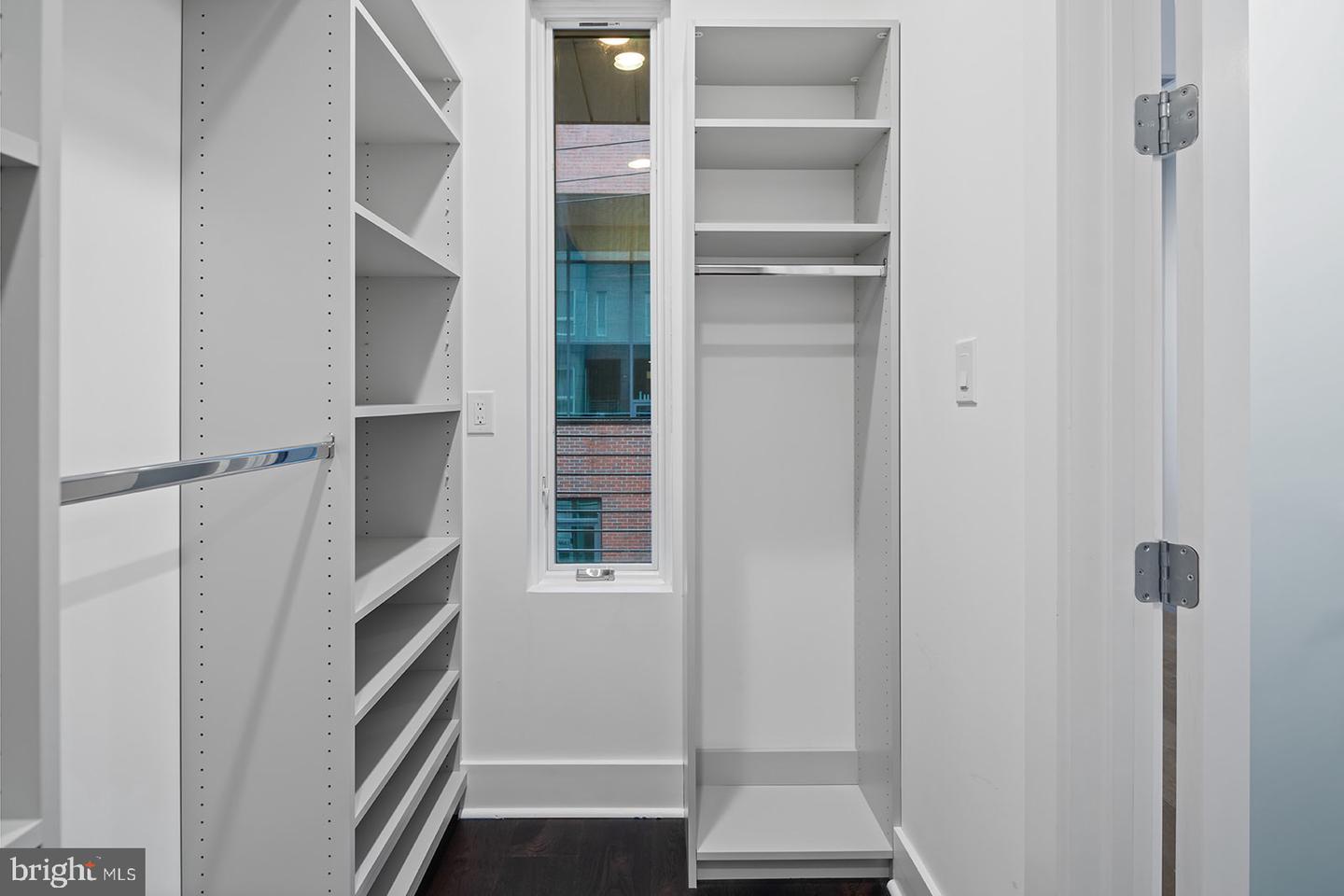 1332 Kater St Property Photo 44