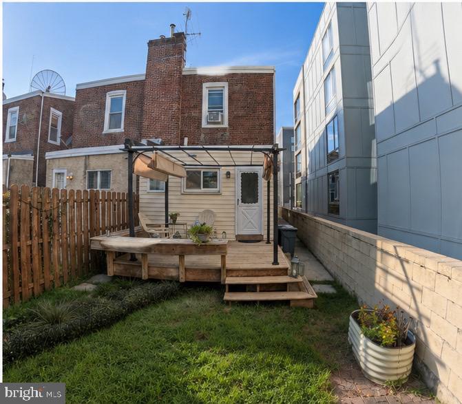 497 Lemonte St Property Photo 7