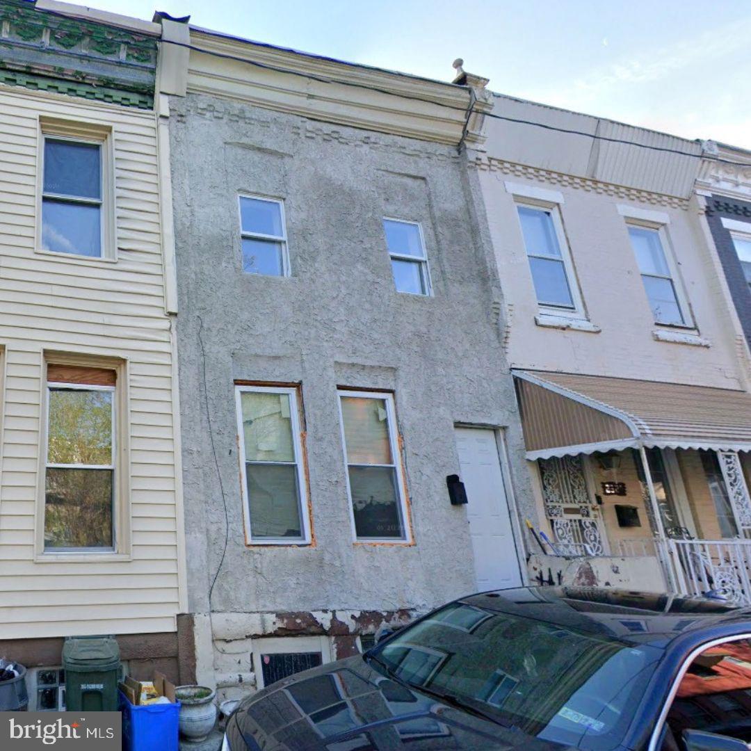 2329 N VAN PELT ST Property Photo 1