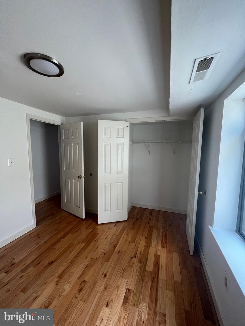 715 N 16th St #3 Property Photo 6