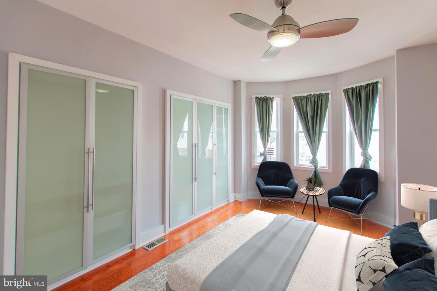 152 Tree St Property Photo 6