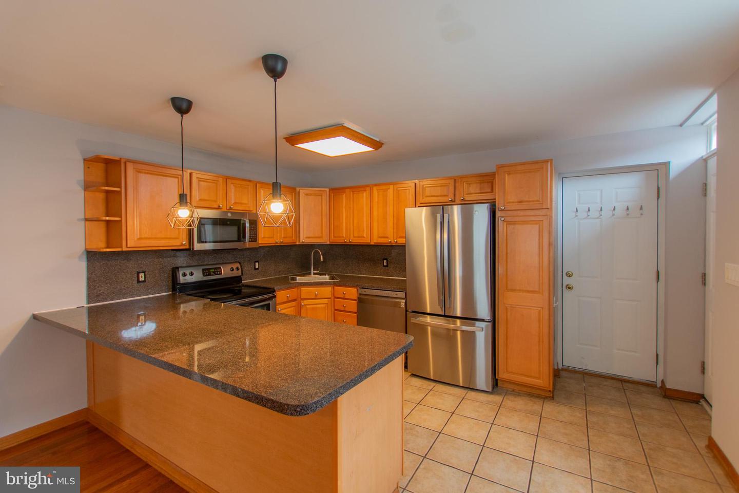 152 Tree St Property Photo 11