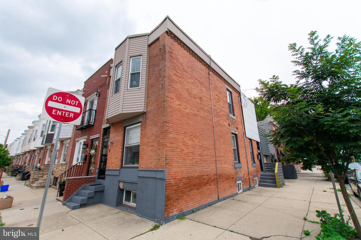 152 Tree St Property Photo 25