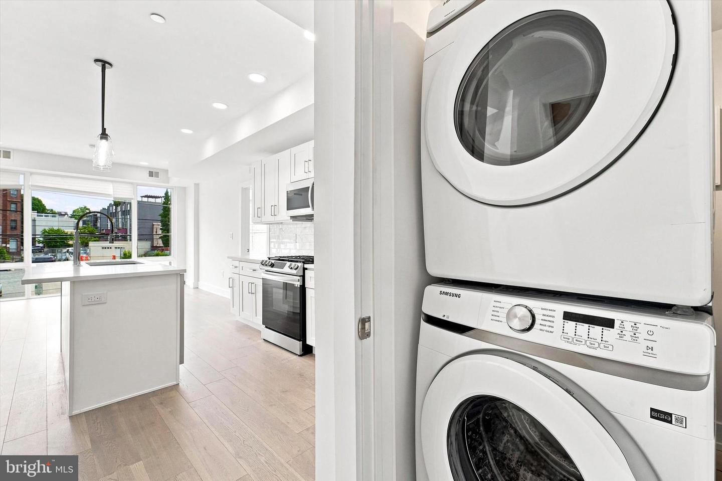 950 N 2nd St #unit 2a Property Photo 16