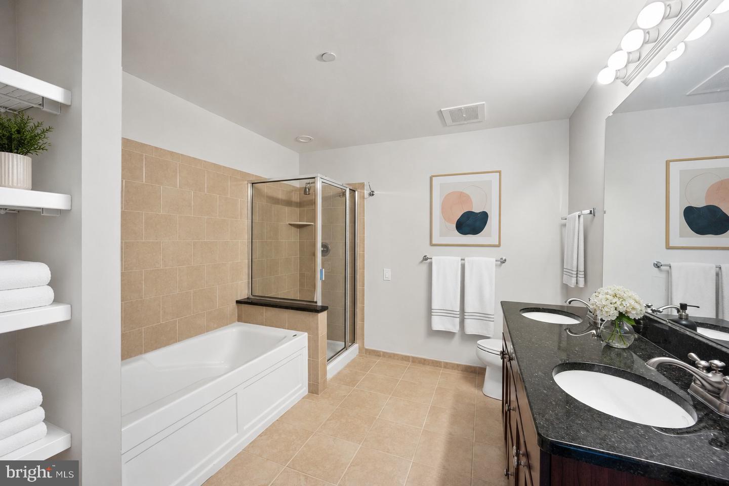 500 Admirals Way #106 Property Photo 16