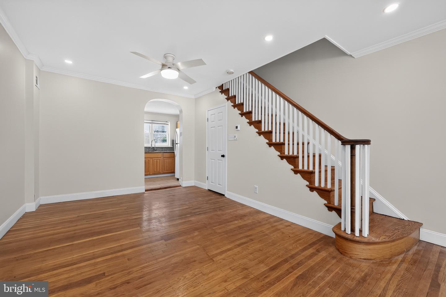 2043 S Darien St Property Photo 12