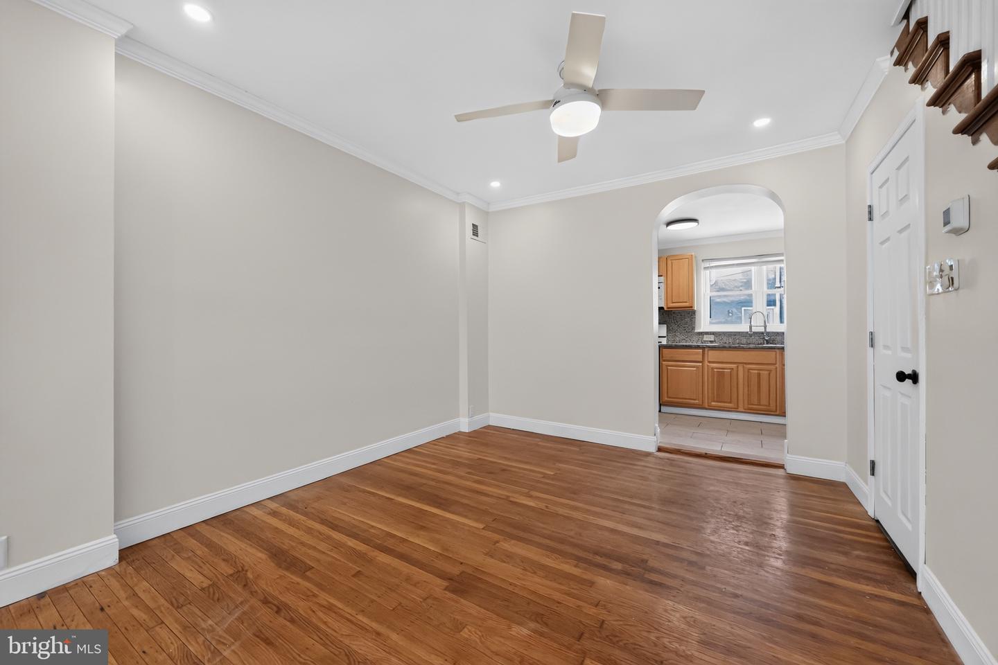 2043 S Darien St Property Photo 16