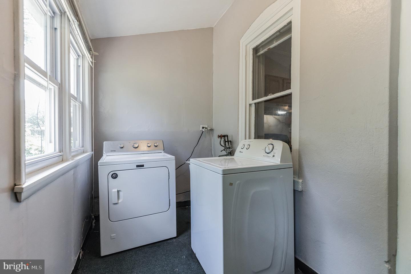 427 Ripka St Property Photo 12