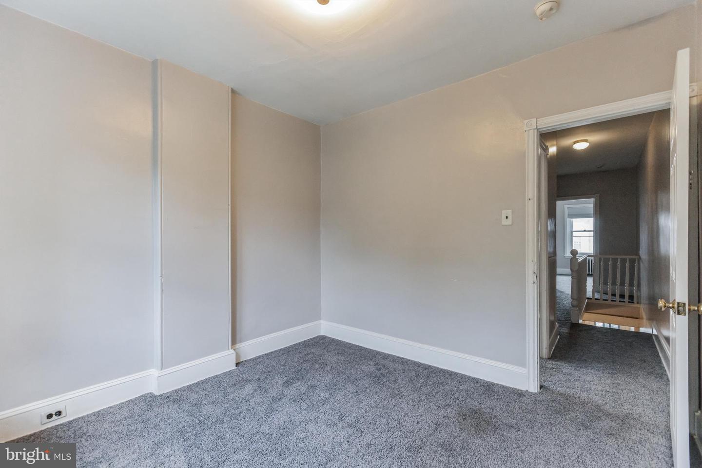 427 Ripka St Property Photo 18