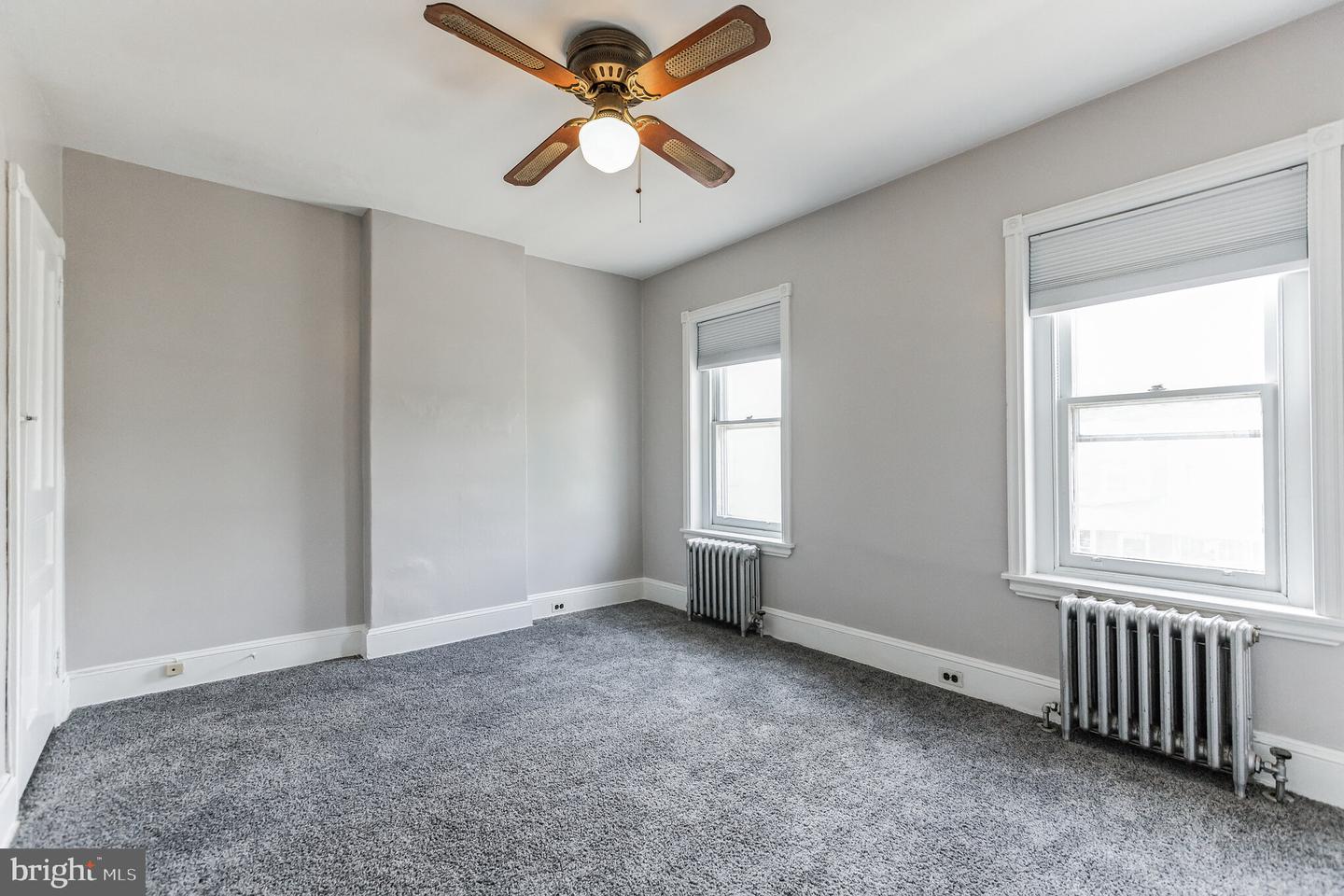 427 Ripka St Property Photo 24