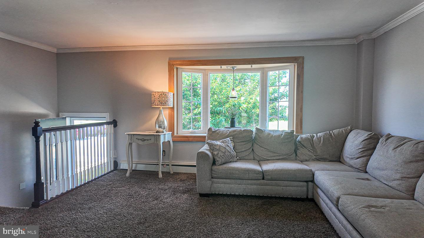 3503 Brookview Rd Property Photo 3
