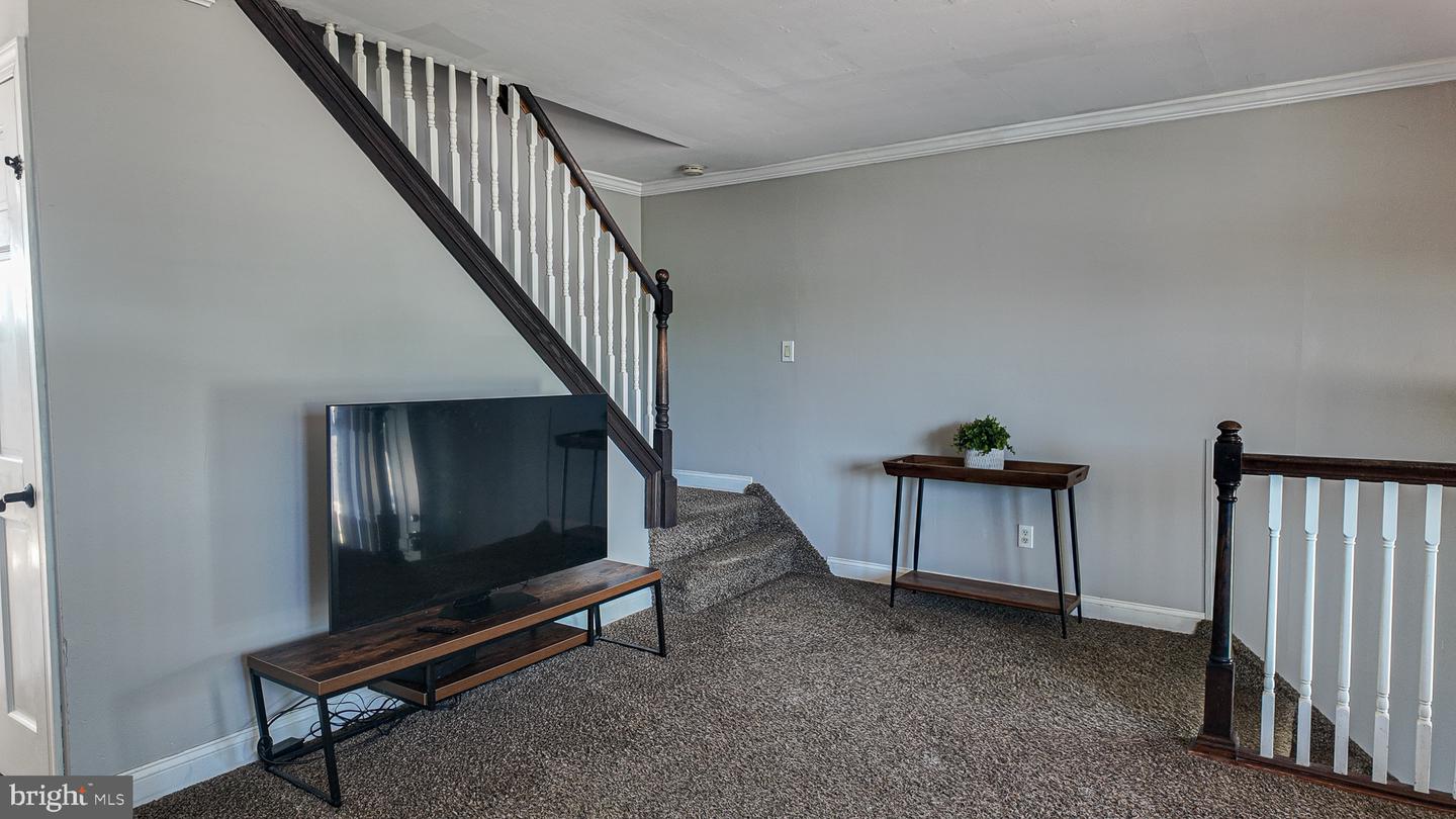 3503 Brookview Rd Property Photo 4