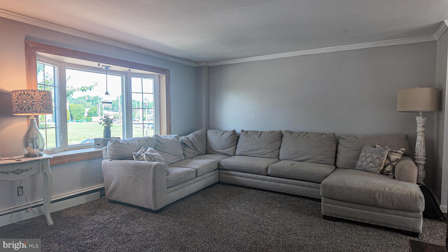 3503 Brookview Rd Property Photo 5