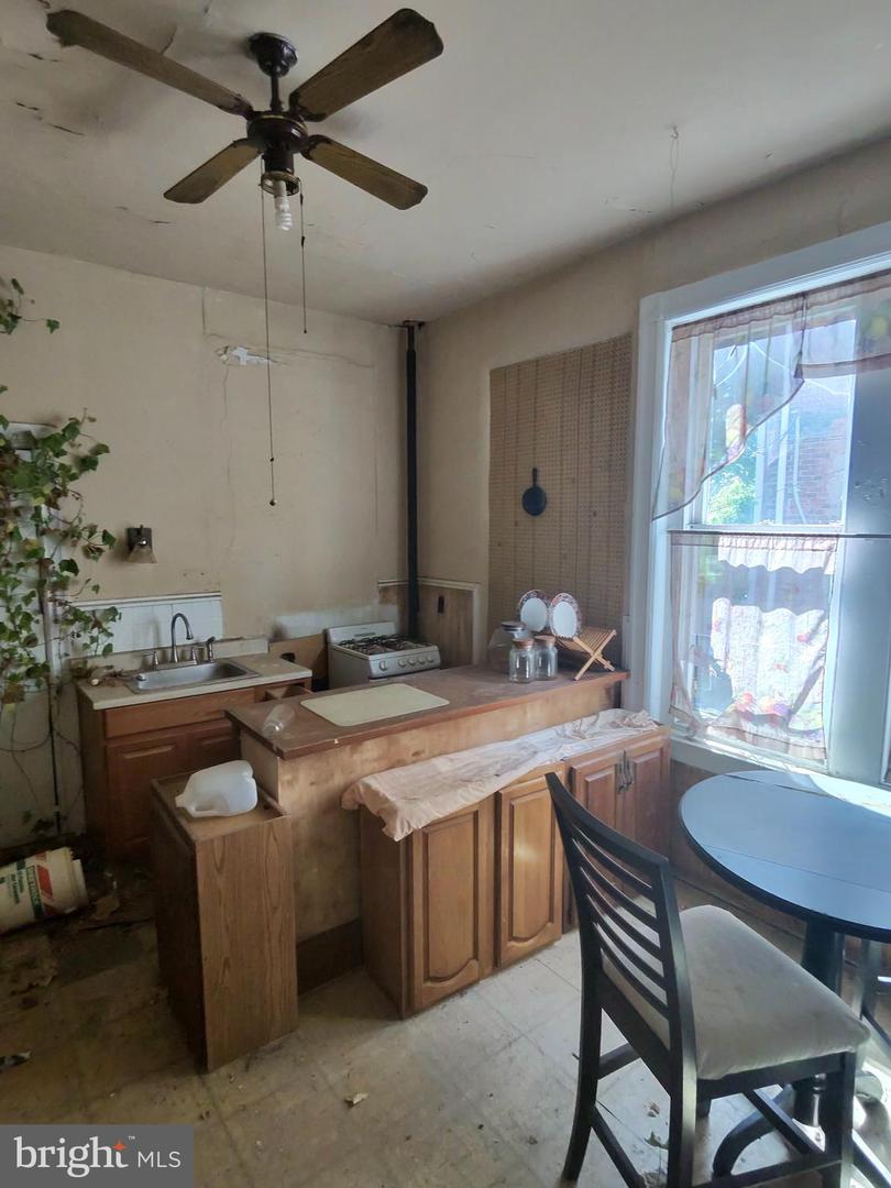845 Wynnewood Rd Property Photo 11