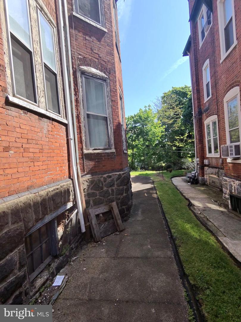 845 Wynnewood Rd Property Photo 19
