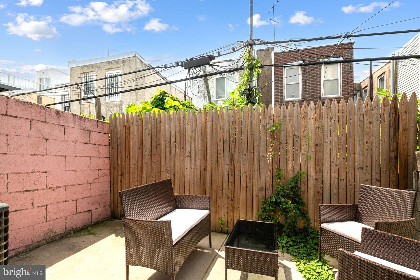 1920 Pierce St Property Photo 8