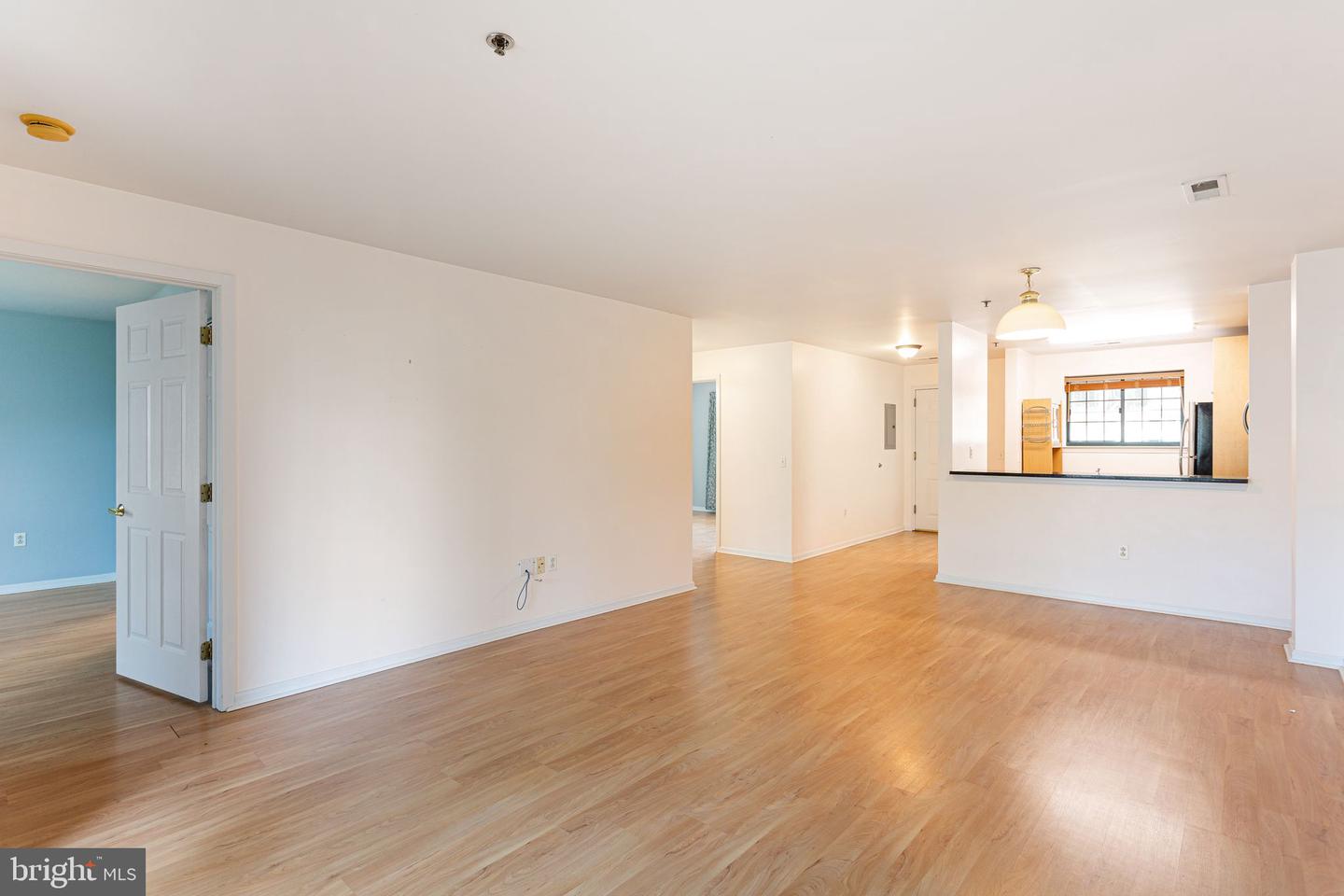 2 Leverington Ave #38 Property Photo 8