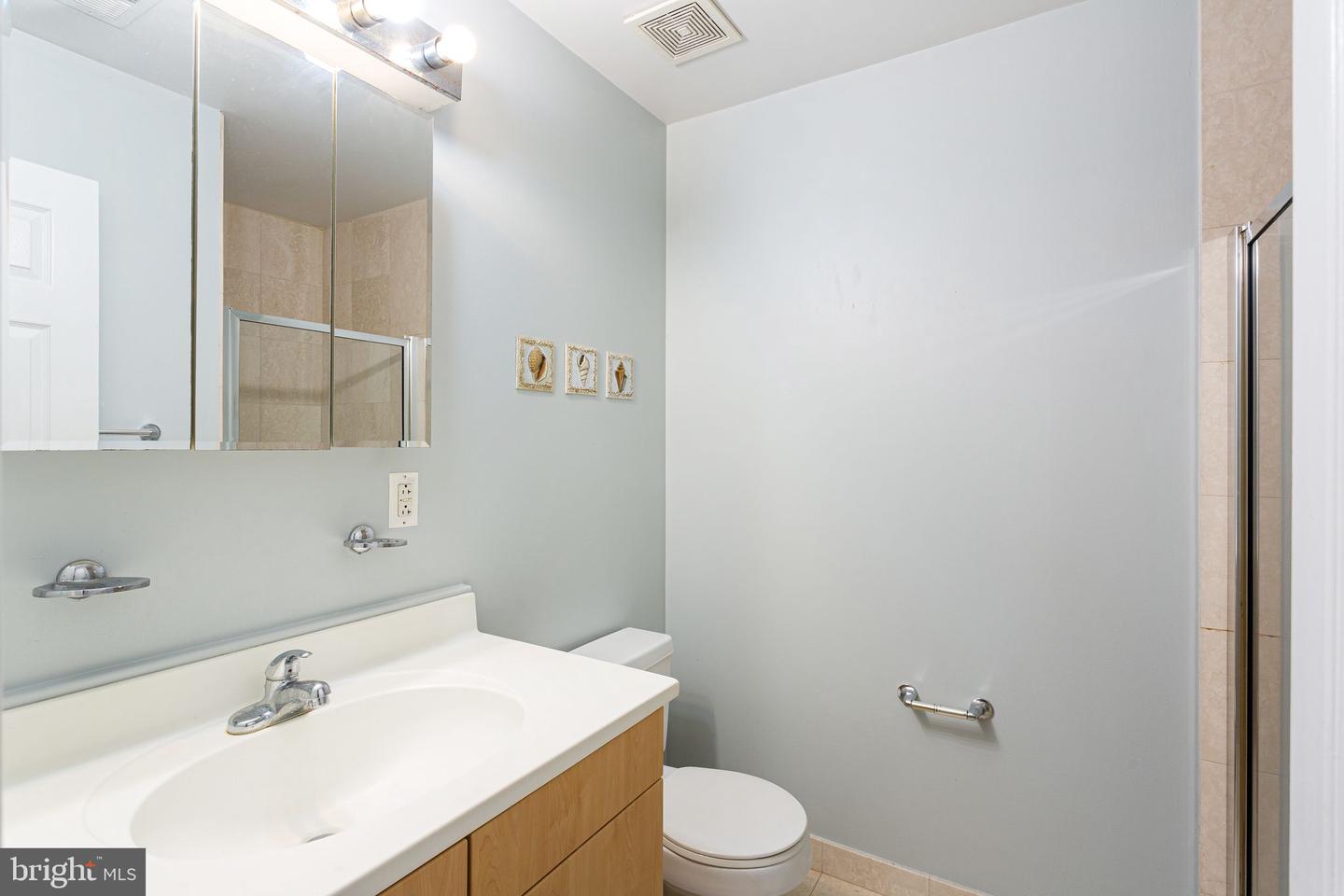 2 Leverington Ave #38 Property Photo 19