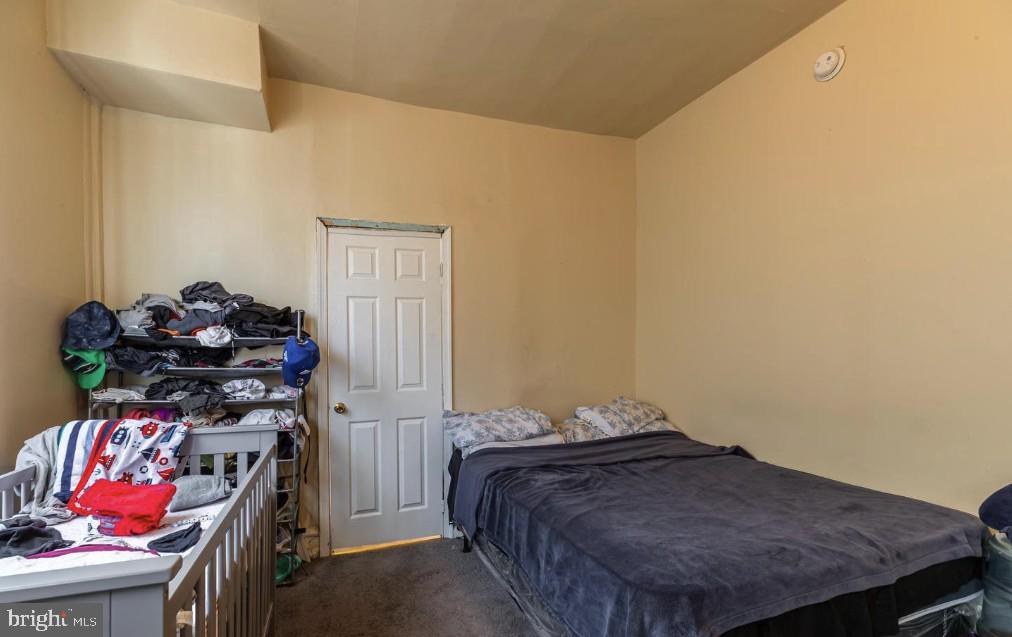 5225 Chester Ave Property Photo 5