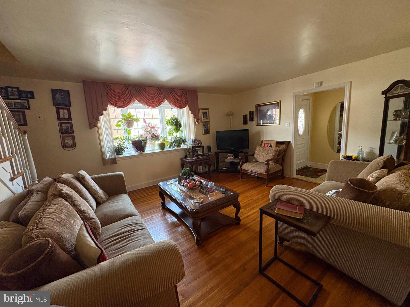 1214 Hale St Property Photo 12
