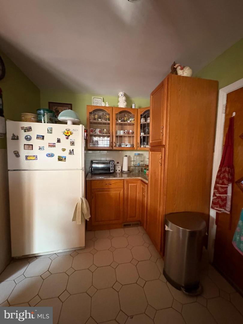 1214 Hale St Property Photo 16