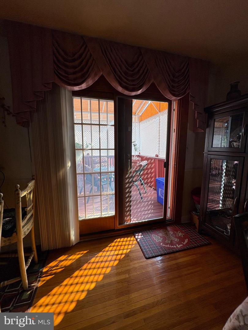 1214 Hale St Property Photo 20