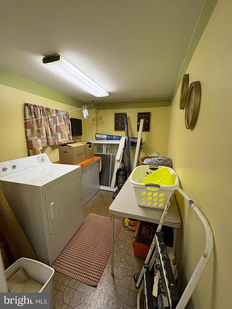 1214 Hale St Property Photo 42