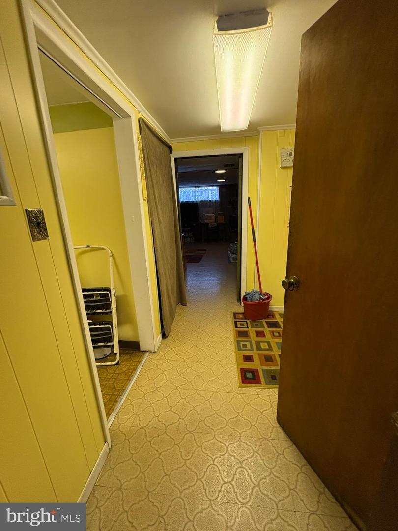 1214 Hale St Property Photo 45