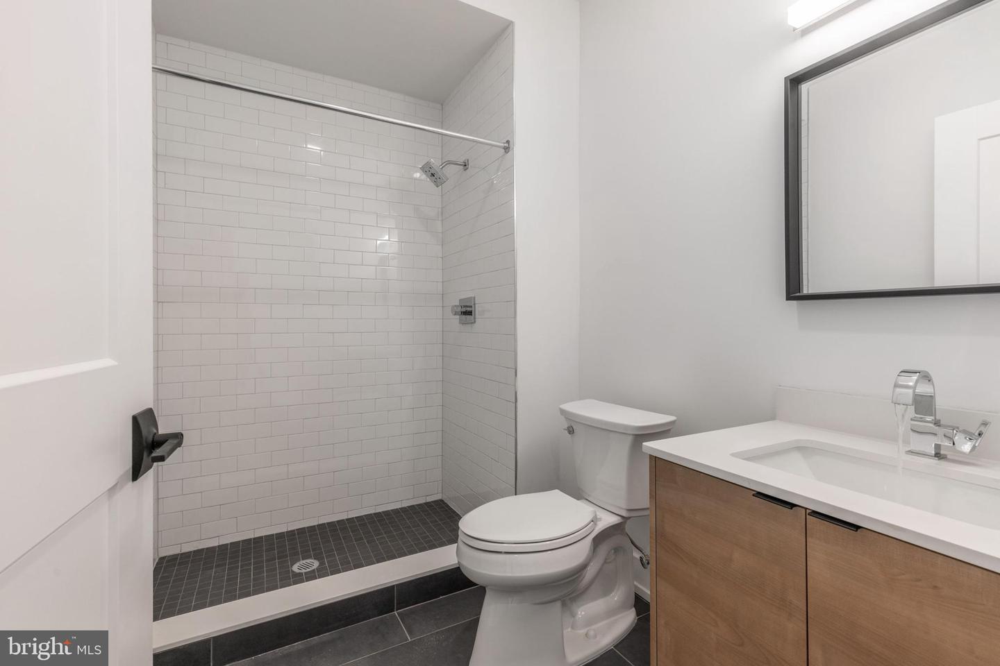 1519 Ridge Ave #201 Property Photo 15