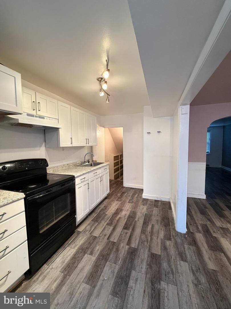 7511 Sherwood Rd Property Photo 15