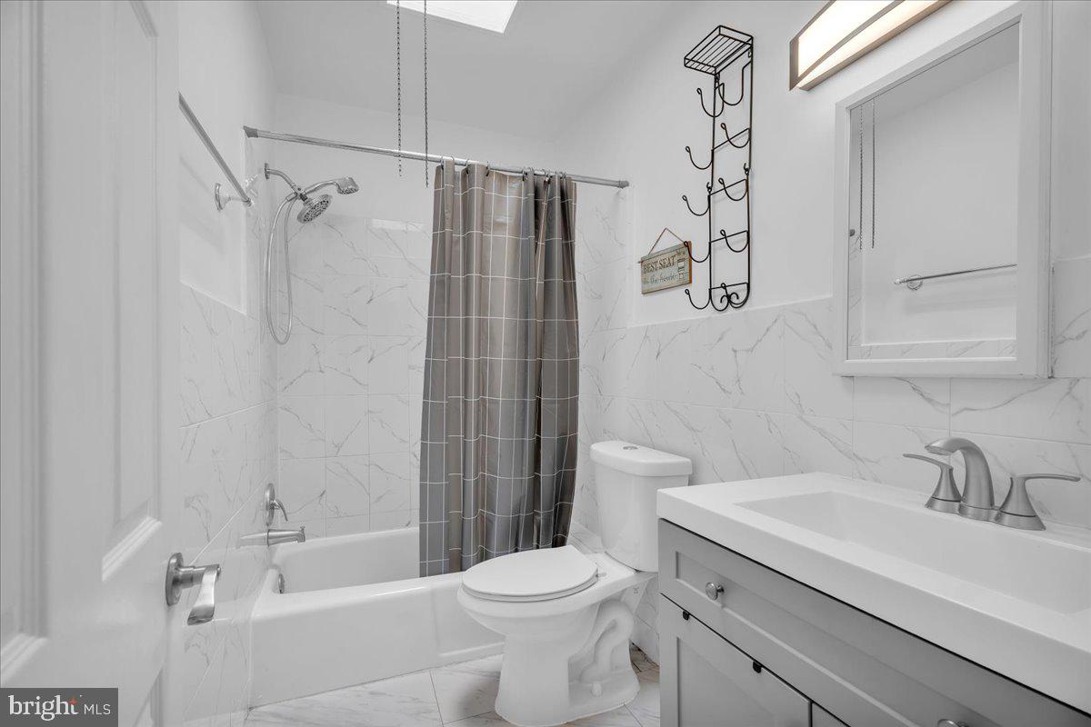 1929 S Norwood St S Property Photo 9
