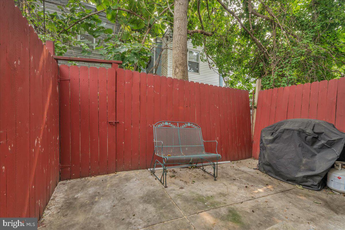 1929 S Norwood St S Property Photo 16