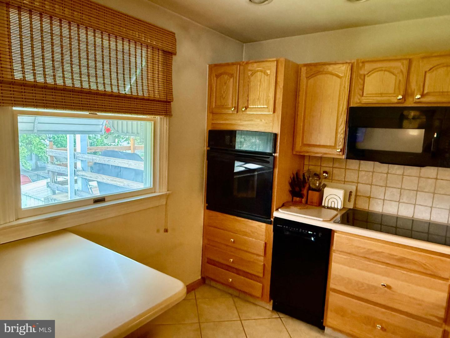 10800 Perrin Rd Property Photo 3