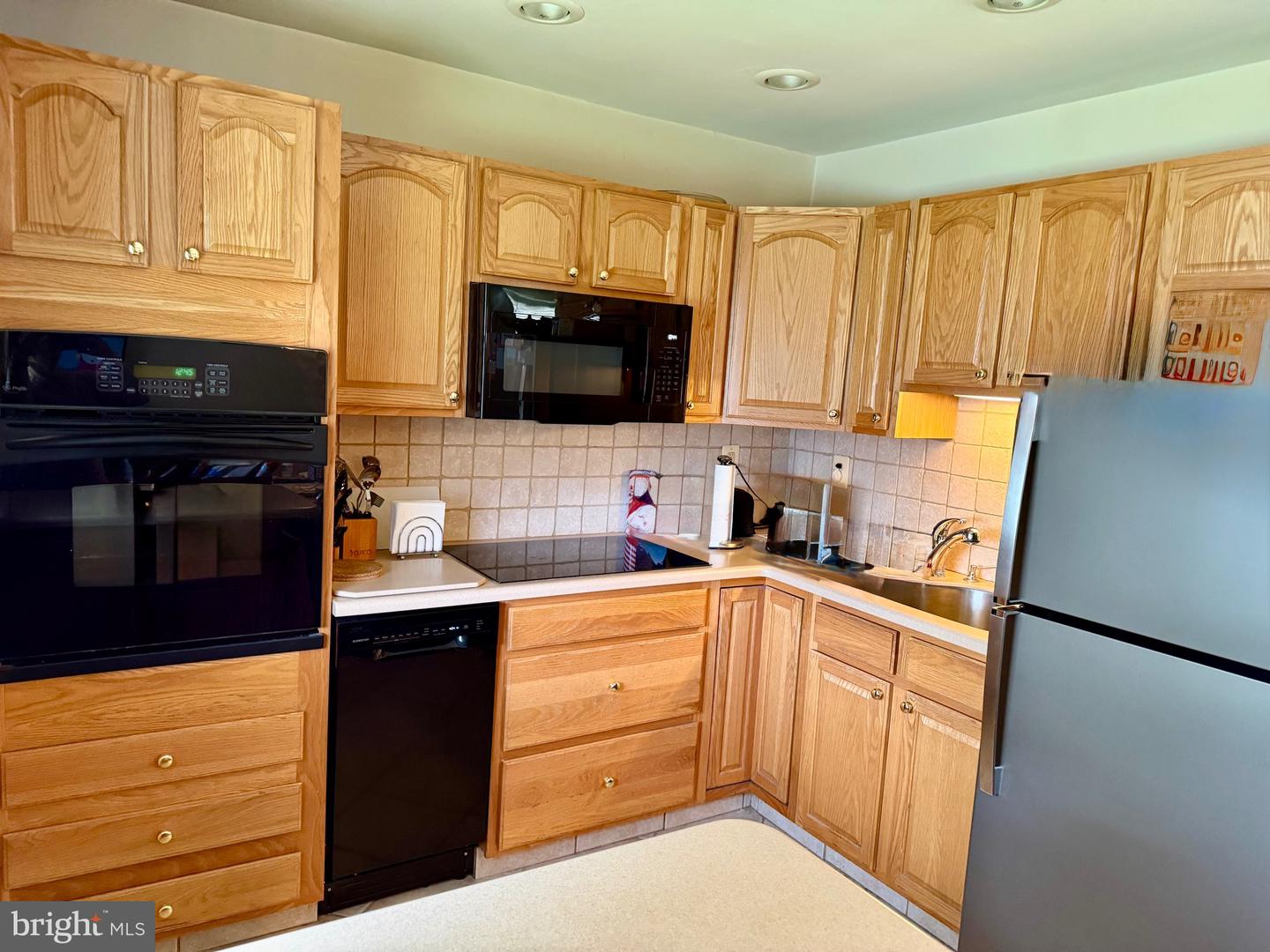 10800 Perrin Rd Property Photo 5