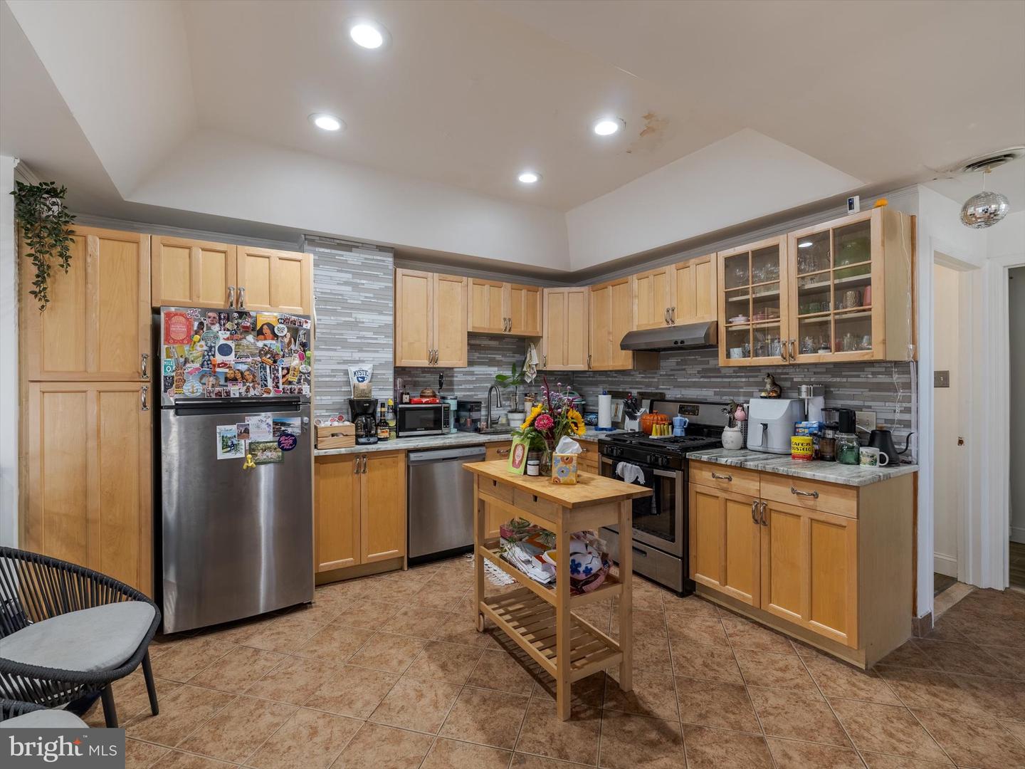 1108 Locust St Property Photo 6