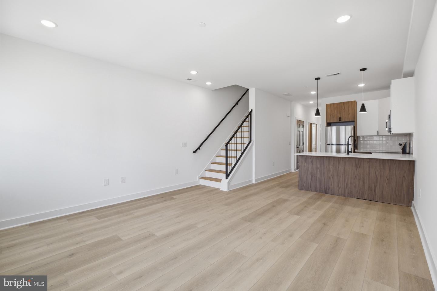 2237 N 16th St #2 Property Photo 8