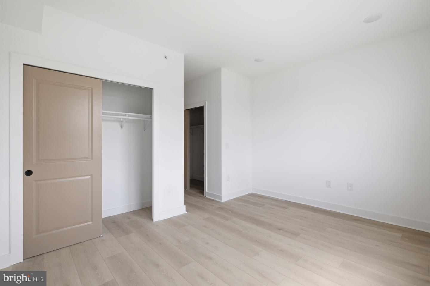 2237 N 16th St #2 Property Photo 14