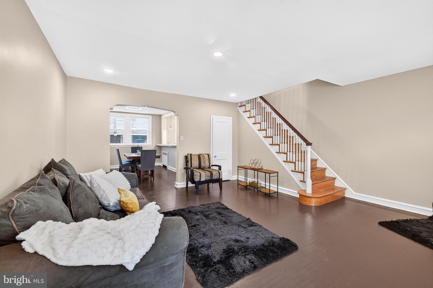115 WIDENER PL Property Photo 1