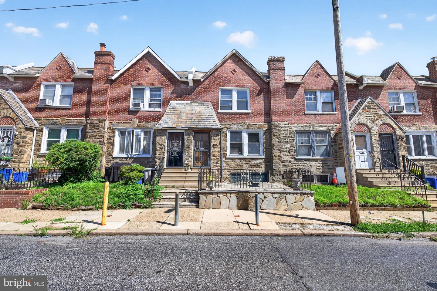 115 Widener Pl Property Photo 3