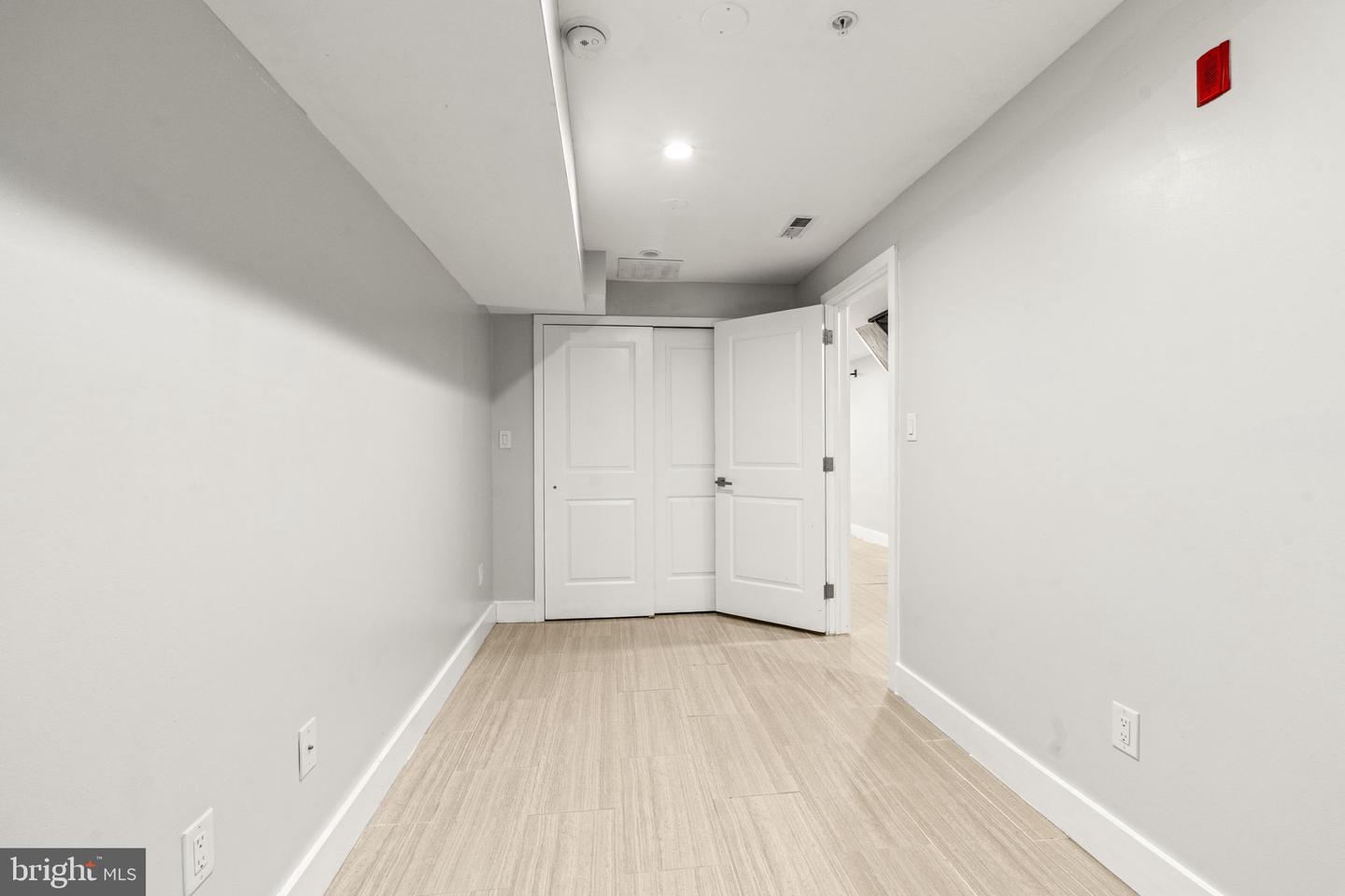 1005 N Marshall St #1 Property Photo 18