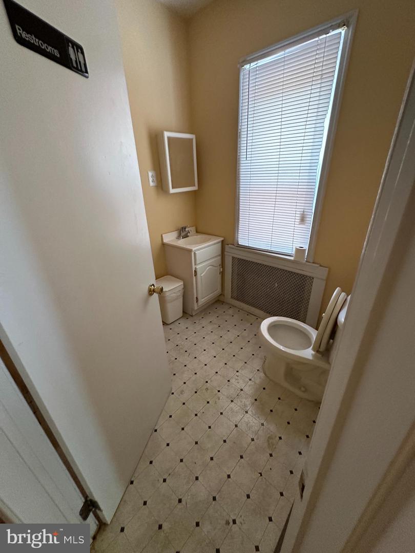 2324 E Allegheny Ave Property Photo 13