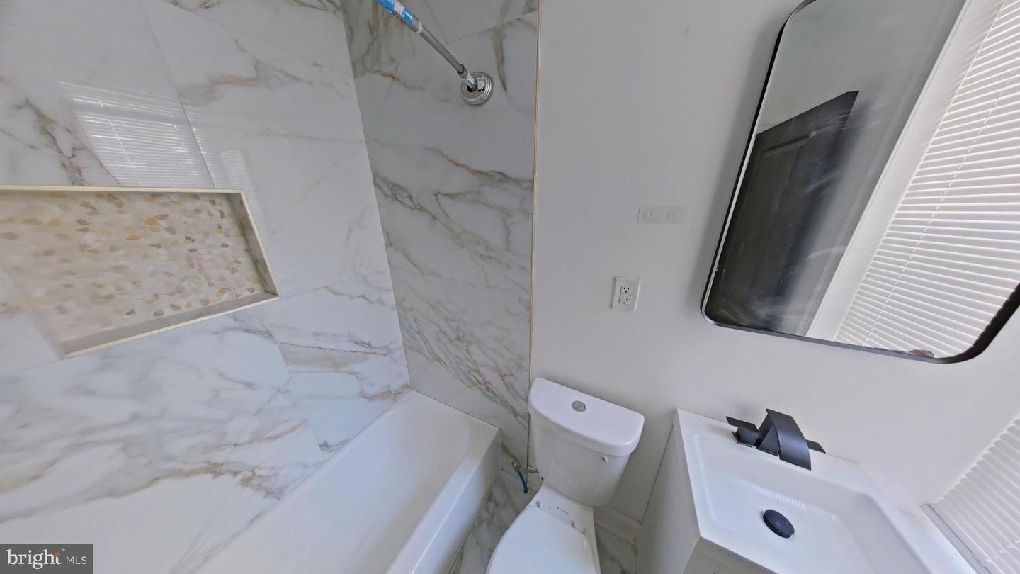 3331 N Howard St #1 Property Photo 4