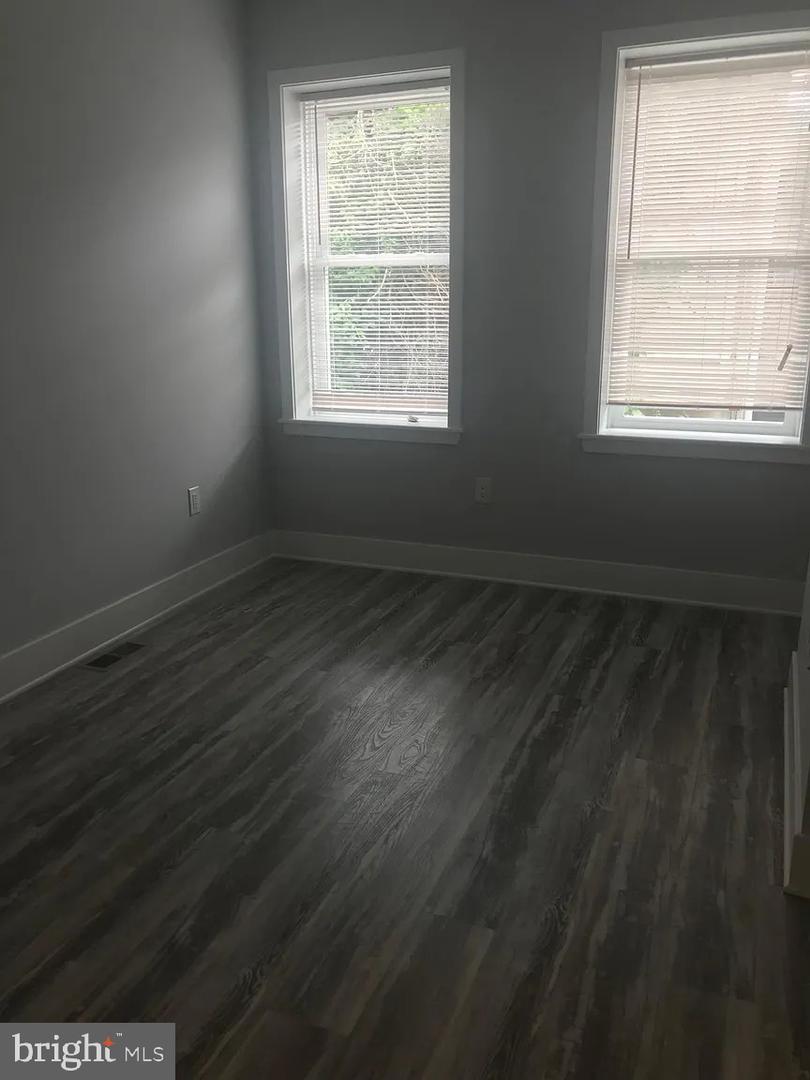 2258 N Bancroft St Property Photo 5