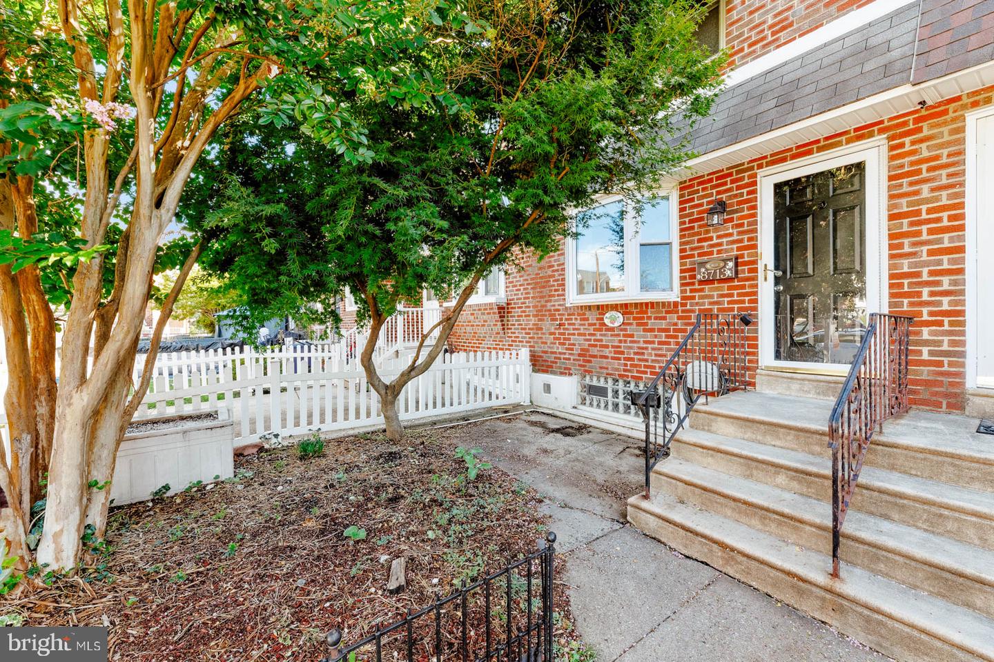 8713 Jackson St Property Photo 5