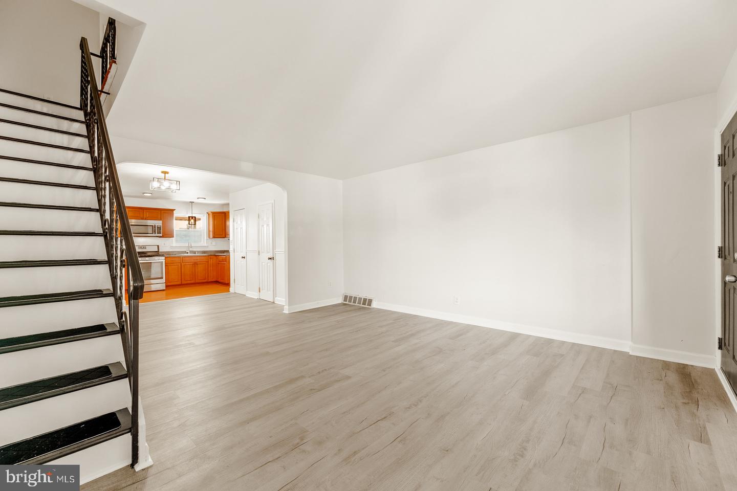 8713 Jackson St Property Photo 15