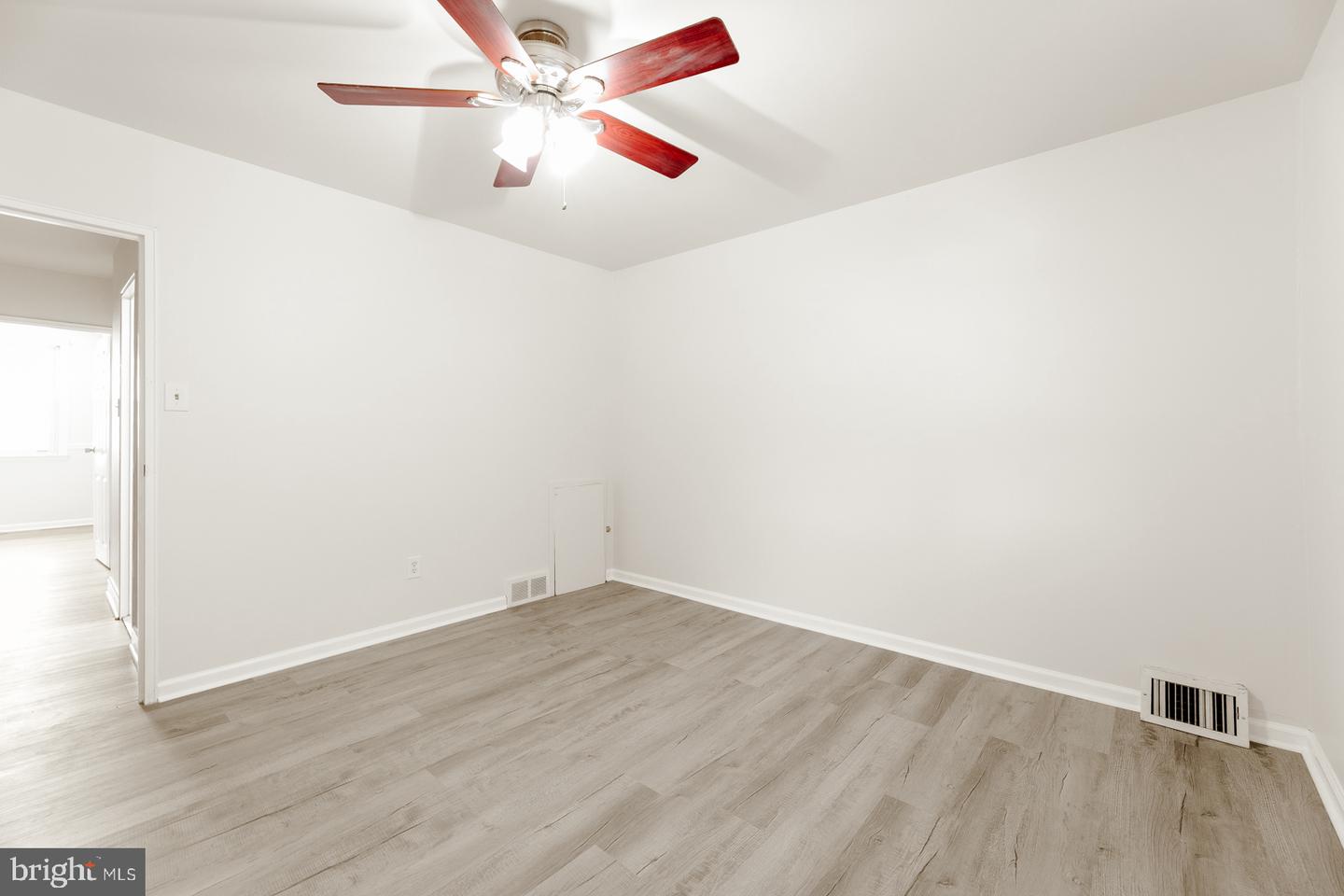 8713 Jackson St Property Photo 19